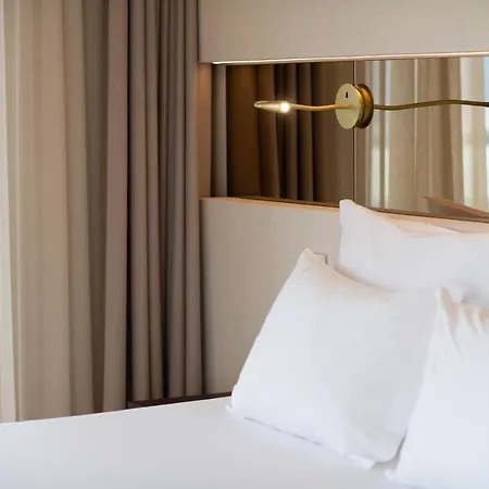 Hotel Cristal 4*