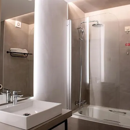 Szálloda Cristal 4*